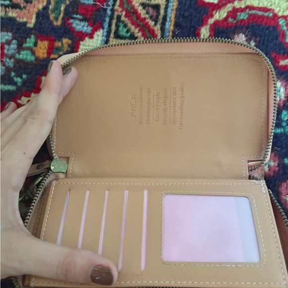 Chic Blush Wristlet Wallet - Picture 4 of 4